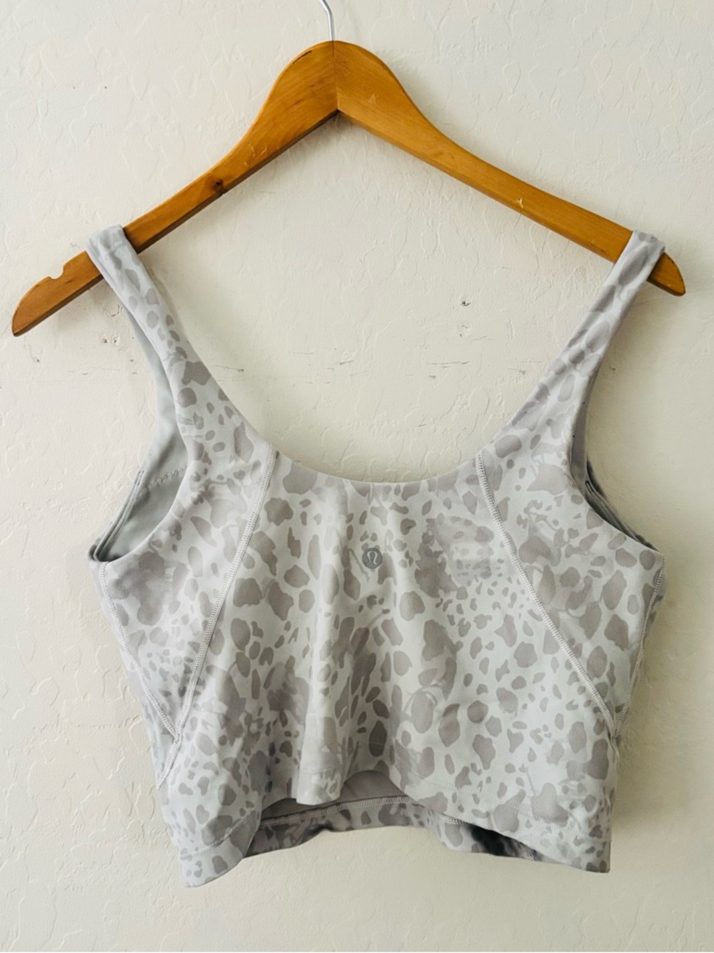 Lululemon Align Tank Top Cheetah Camo Antique White Multi Size 10 Built-In Bra - Picture 5 of 6